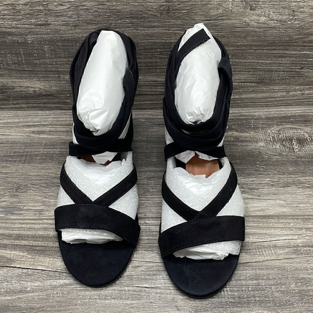 Steve Madden Women's Isabel Wraparound Sandal - Picture 3 of 8